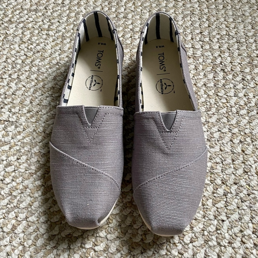 Toms shoes